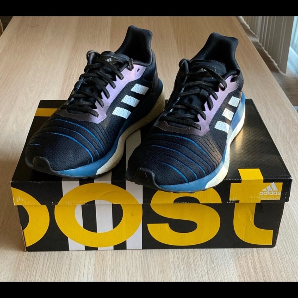 Men’s Adidas Shoes (size 11)